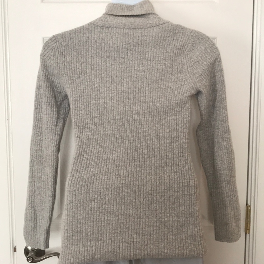 Banana Republic Gray Ribbed Turtleneck Sweater - Picture 5 of 7